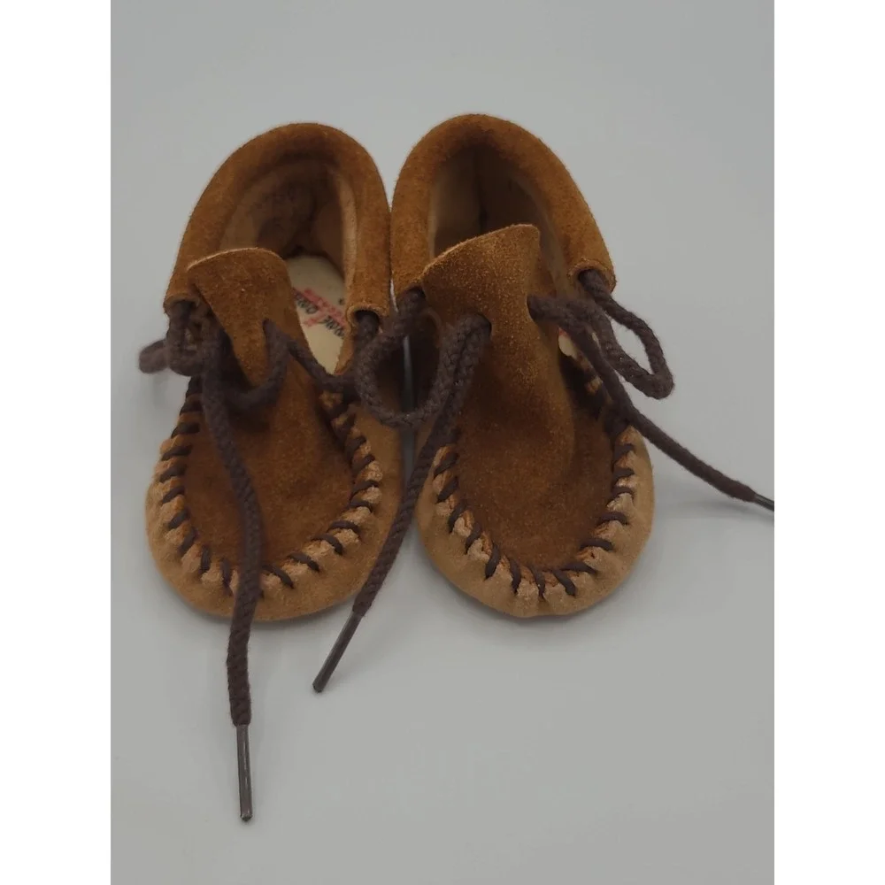 Minnetonka Moccasins Child Size 2